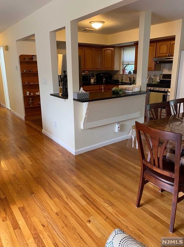 56 Palisade Ave, Westwood, NJ 07675-2513