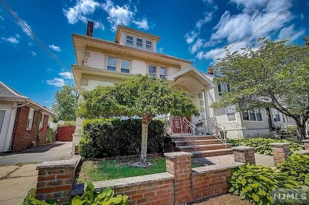 57 Prospect St, Belleville, NJ 07109