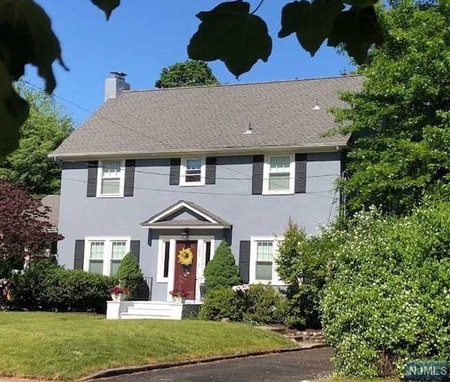 248 Pearsall Ave, Ridgewood, NJ 07450