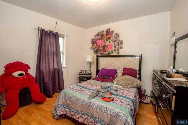 105 Cutler St, Newark NJ 07106-2532 exterior