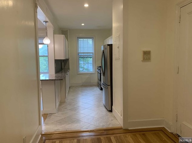 275 Engle St #4h, Englewood, NJ 07631