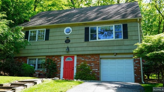 526 Ramapo Valley Rd, Oakland, NJ 07436