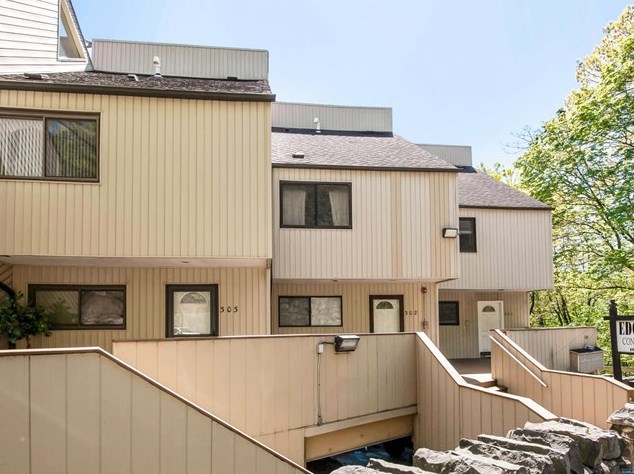 1112-14 River Rd #304, Edgewater, NJ 07020