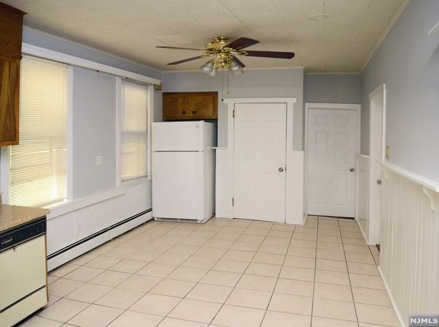 17 Cambridge Ave # 1, Outwater, NJ