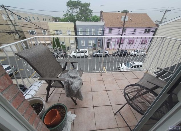 6720 Polk St #2, West New York, NJ 07093