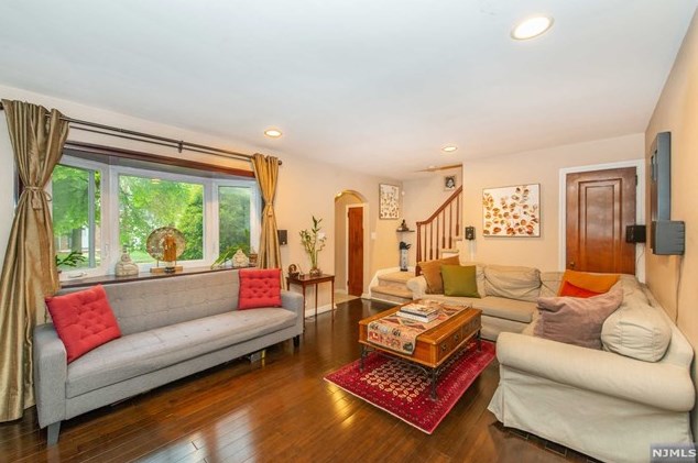 230 Elm Ave, Teaneck, NJ 07666