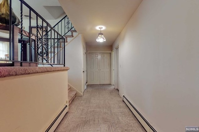 659 Soldier Hill Rd, Oradell, NJ 07649