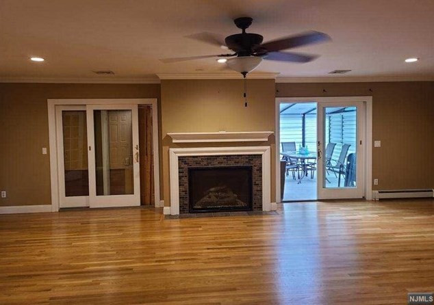 85 Mountain Ridge Dr, Wayne, NJ 07470-4118