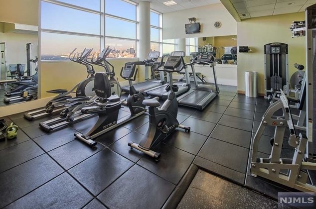 1 Shore Ln Apt 2112, Jersey City, NJ 07310