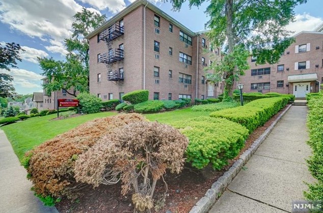 216 Prospect Ave #2a, Hackensack, NJ 07601