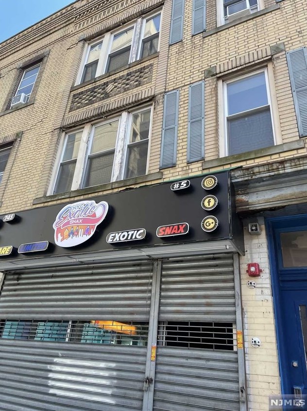 745 Newark Ave #2nd Fl, Jersey City, NJ 07306