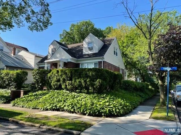 45 Yahara Ave #2nd Fl, Rutherford, NJ 07070