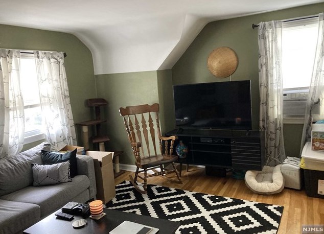44 Ekings Ave, Paterson, NJ 07506