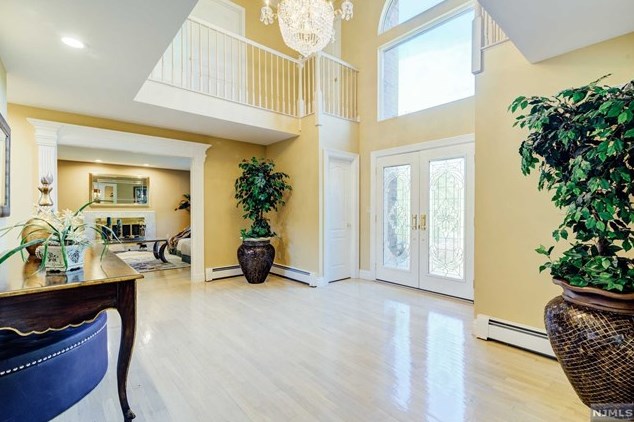 3 Butternut Terrace, Kinnelon, NJ 07405