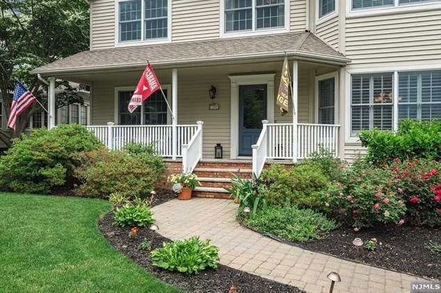 159 S Highwood Ave, Ridgewood, NJ 07452