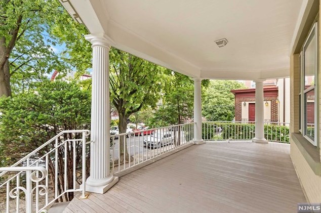 17 Columbia Terrace, Union City, NJ 07086
