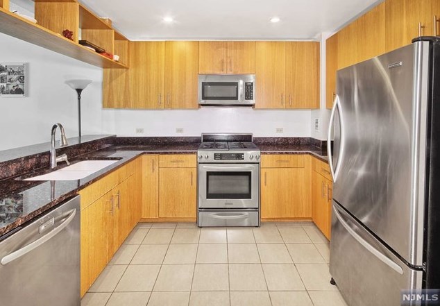 1 Shore Ln Apt 1003, Jersey City, NJ 07310