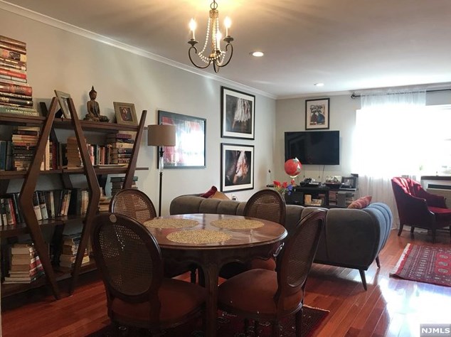 38 E Maple St, Teaneck, NJ 07666