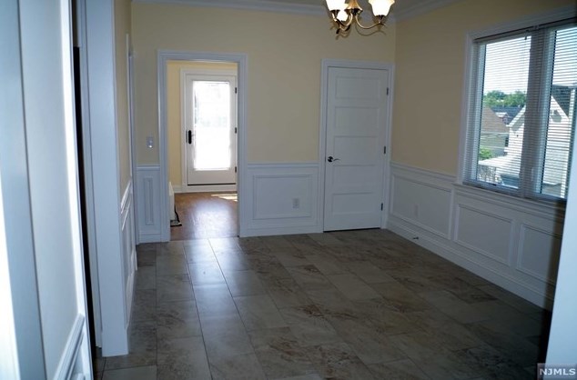 82 Plauderville Ave #2, Outwater, NJ 07026