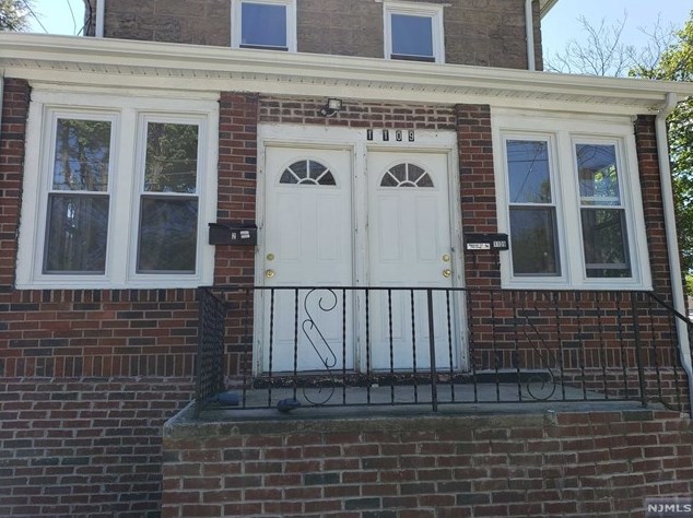 1109 Congress Ave, Teaneck, NJ 07666
