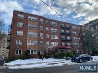 2200 Center Ave #a2, West Fort Lee, NJ 07024