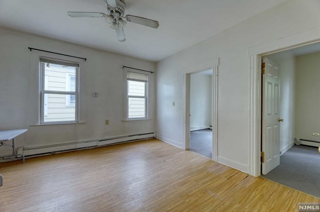 41 High St, Clifton NJ 07014-1235 exterior