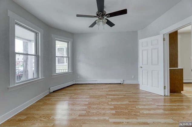 41 High St, Clifton NJ 07014-1235 exterior