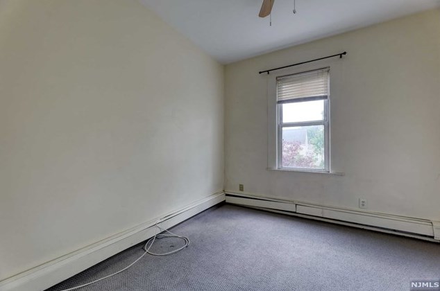 41 High St, Clifton NJ 07014-1235 exterior