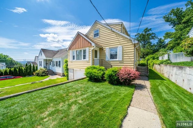 490 North Ave, Wood-Ridge, NJ 07075