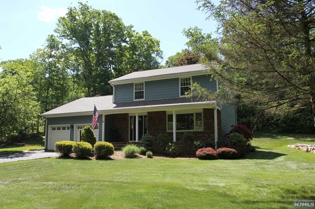 1038 Green Pond Rd, Green Pond, NJ 07435