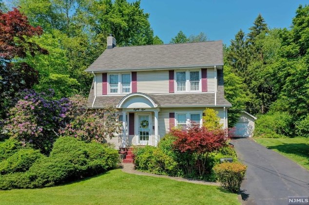 85 Pascack Rd, Hillsdale, NJ 07642-1300