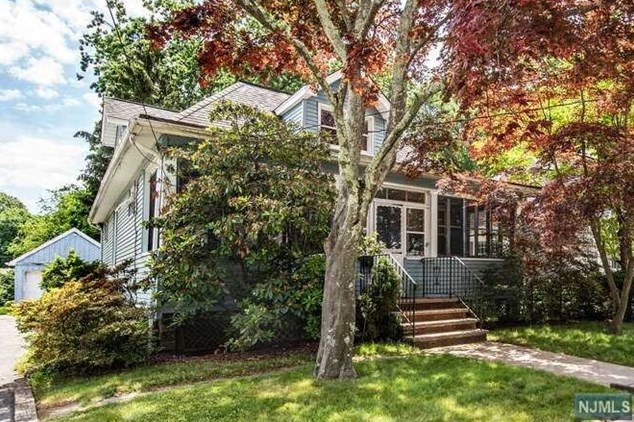 77 Large Ave, Hillsdale, NJ 07642-2203