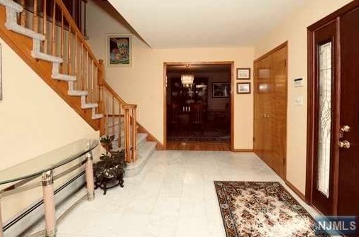 103 Timberline Dr, Wayne, NJ 07470-5558