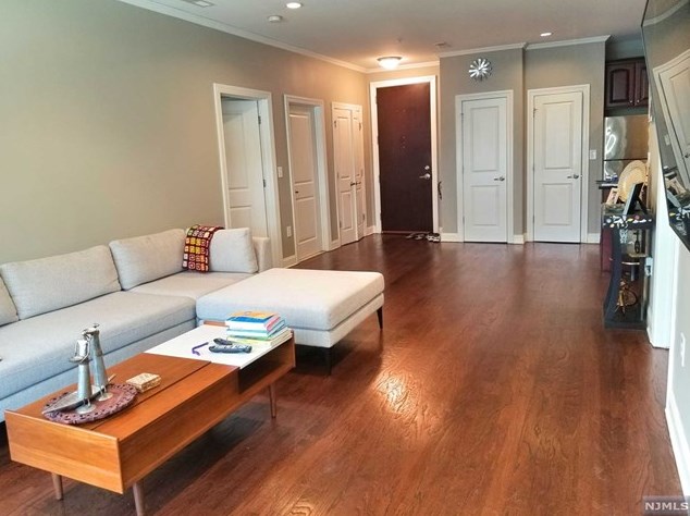 20 Ave At Port Imperial Apt 218, West New York, NJ 07093