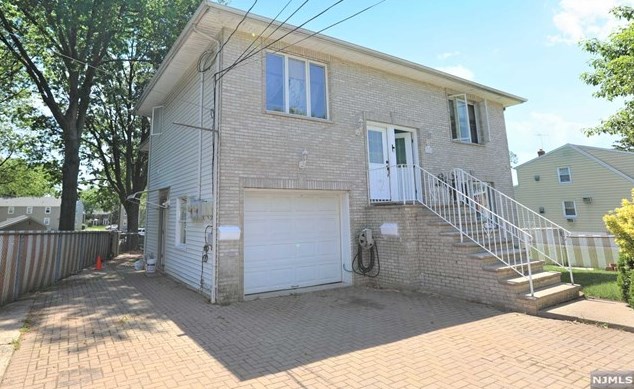 154 Norwood Ave, Lodi, NJ 07644