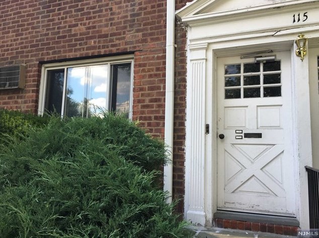115 E Clinton Ave #1a, Bergenfield, NJ