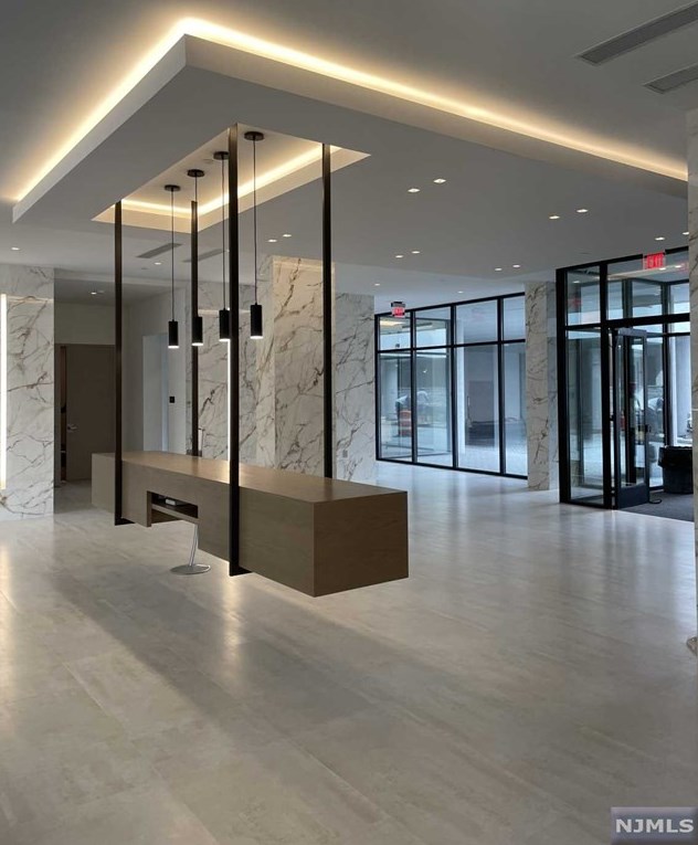 460-470 Main St #607, West Fort Lee, NJ 07024