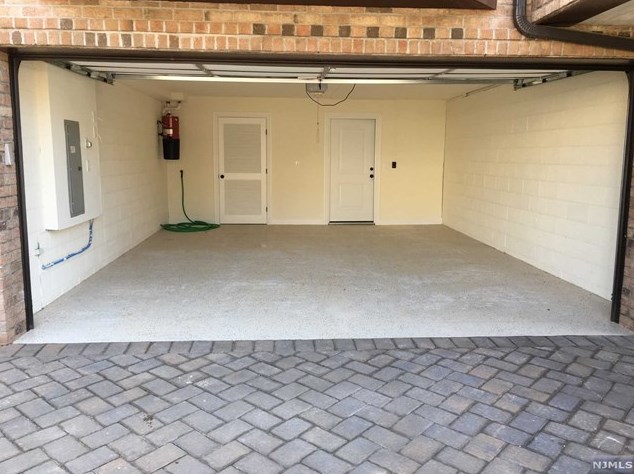548 Kearney Ave #a, Cliffside Park, NJ 07010