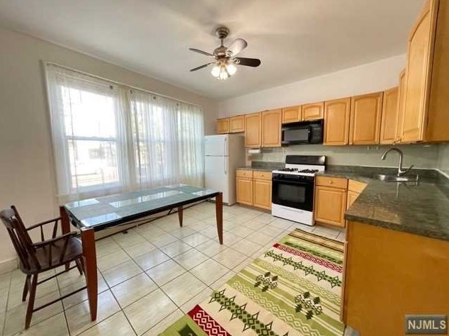 153 Ridge Rd, Lyndhurst, NJ 07071