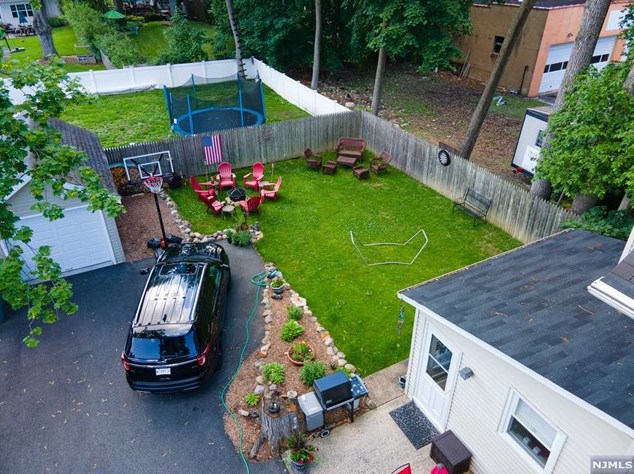 62 Park Ave #2, Allendale, NJ 07401
