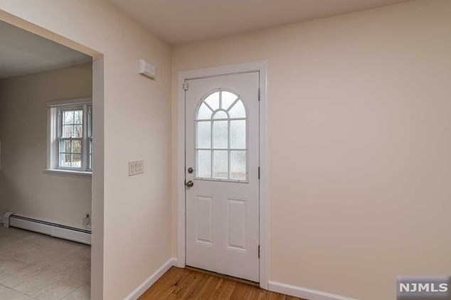 61 Myrtle Ave, Allendale, NJ 07401