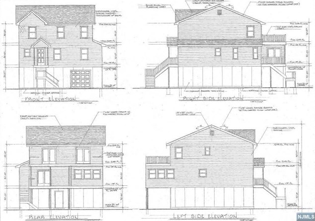 37 Mirror Lake Dr, Tuckerton, NJ 08087-1208