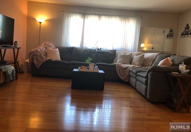 250 Grant Ave #a8, Lyndhurst, NJ 07071