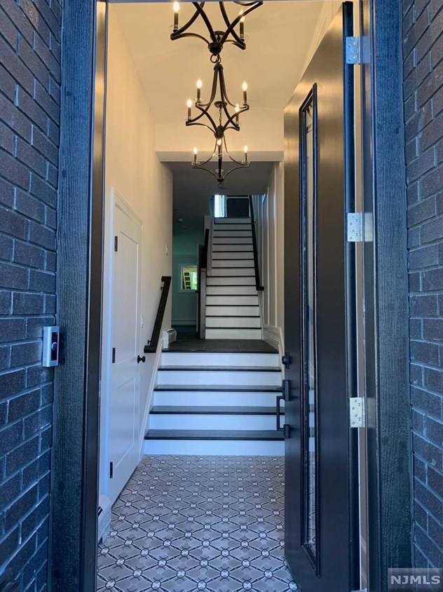 800 Inwood Terrace #b, Cliffside Park, NJ 07010
