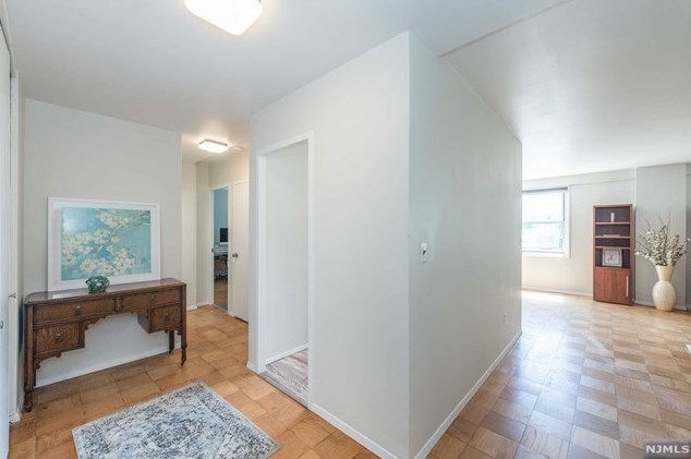 926 Bloomfield Ave #4j, Glen Ridge, NJ 07028