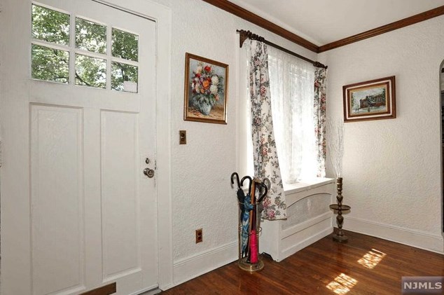 357 Elm St, Oradell, NJ 07649