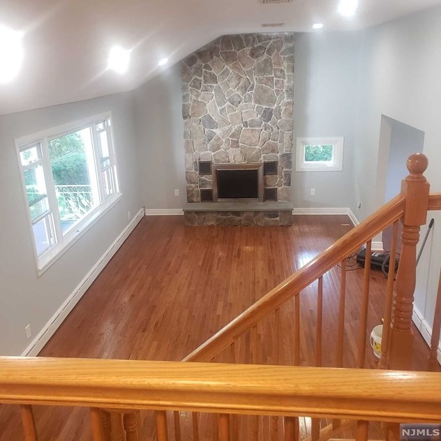 11 Chestnut St, Cresskill, NJ 07626