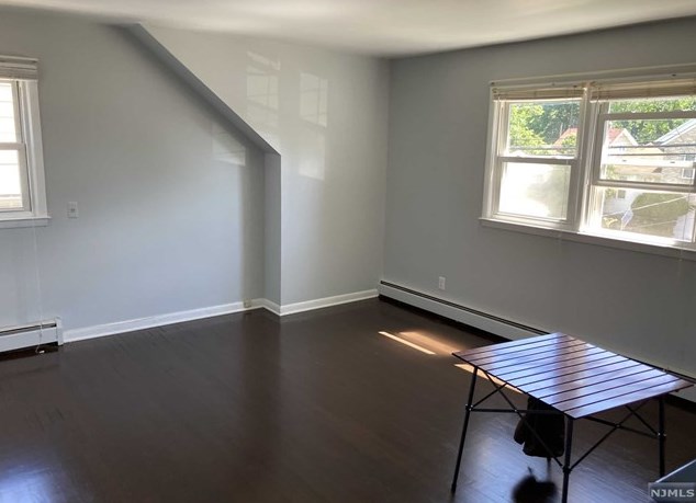 80 10th Ave, Paterson, NJ 07506