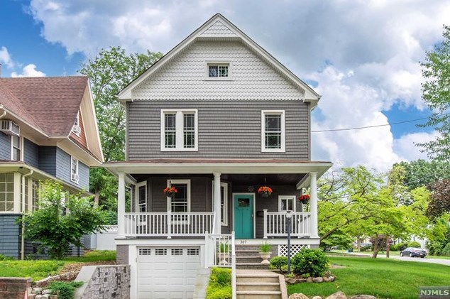 307 Carmita Ave, Rutherford, NJ 07070