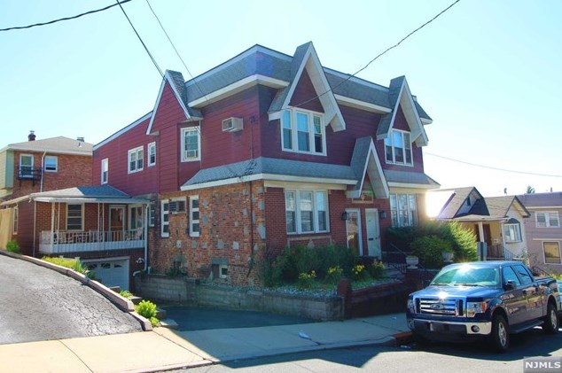 241-243 Crystal St, North Arlington, NJ 07031